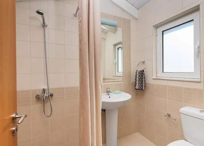 Vila La Maisonette - 4 Bedroom Near The *