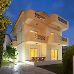 La Maisonette - 4 Bedroom Near The