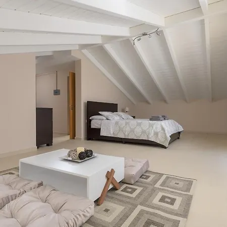 וילה La Maisonette - 4 Bedroom Near The