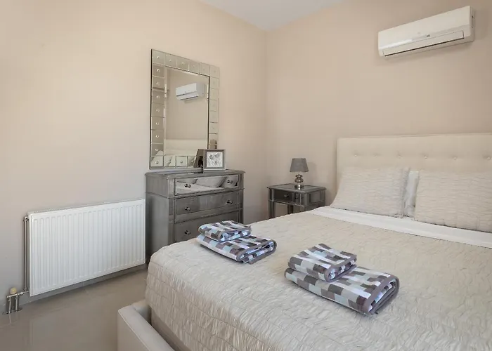 La Maisonette - 4 Bedroom Near The Villa Ialysos (Rhodes)